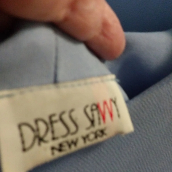 Woman's Dress - Picture 4 of 5